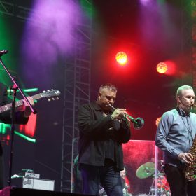 UB40