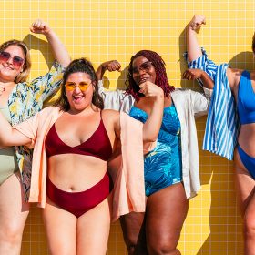 group-plus-size-women-with-swimwear-beach-(1)