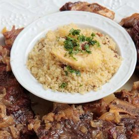 viande-au-couscous-et-fruits-sec
